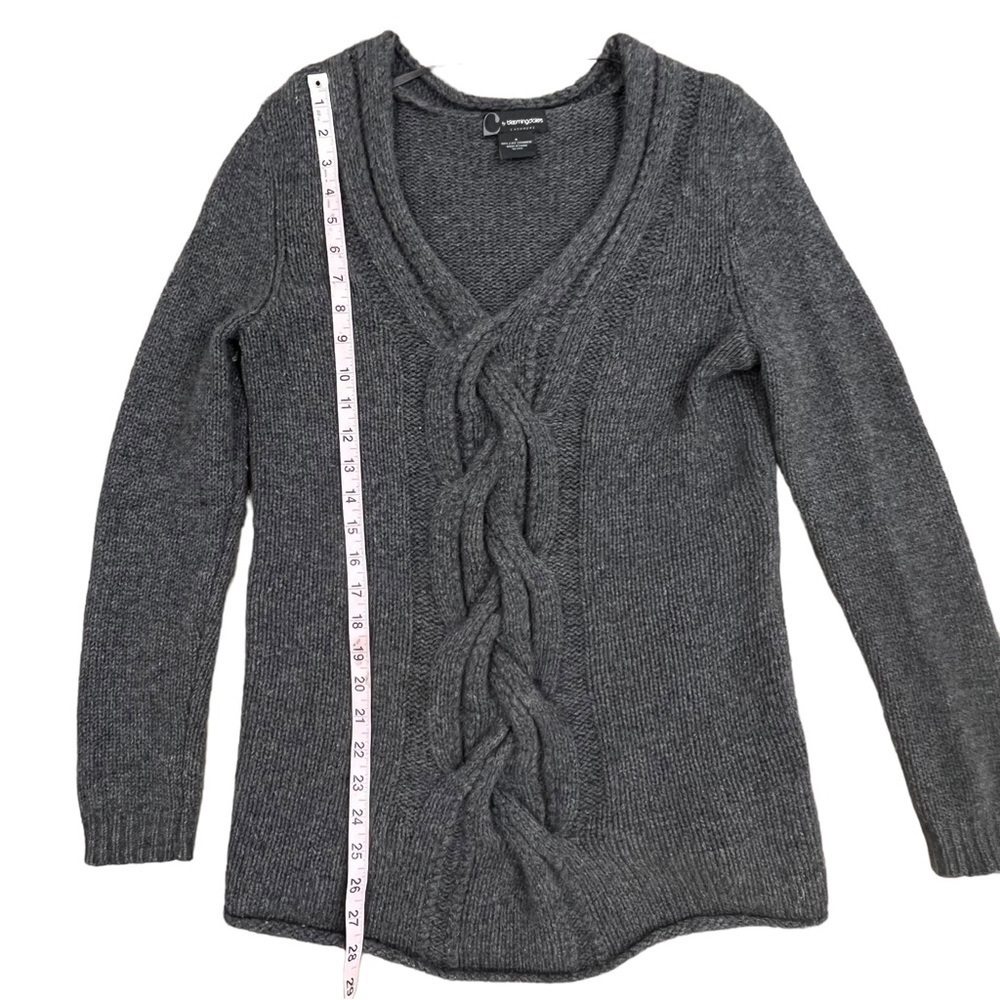 Bloomingdales C Cashmere V Neck Gray Braided Sweater Medium - Picture 6 of 9